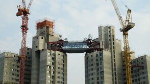 대우건설, ‘서초 푸르지오 써밋’ 스카이브릿지 상량