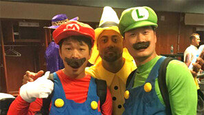 이게 누구야? 슈퍼마리오 오승환, 스모선수 최지만