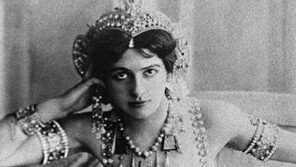 [책의 향기]21세기로 초대된 ‘독립적 여성’ 마타 하리