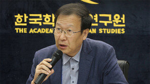 “실학은 백성 불만 해소 위한 양반 지배층의 형식적 개혁안”