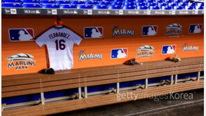 페르난데스와 함께한 마이애미 선수들의 눈물