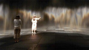 당신의 느낌-움직임에 따라 작품은 완성된다