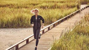 [Enjoy Life]‘머슬녀’가 대세… 올가을 아웃도어 “女心을 잡아라” 