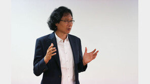 ‘팬심 되돌리기’ 최 감독의 숙제