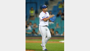 재판받는 안지만, 삼성과 계약해지는?