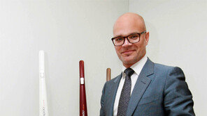 [단독]닐손 일렉트로룩스 사장 “한국인 76% 운동복 입고 청소… 제품에 반영했죠”