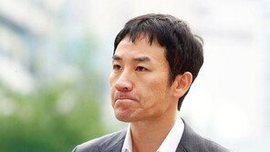 피소된 엄태웅의 침묵 효과