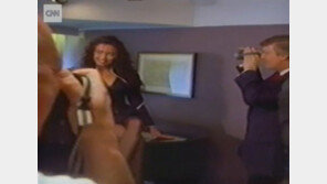 트럼프 출연 ‘플레이보이’ 포르노 영상 2편 추가 발견…무슨 장면?