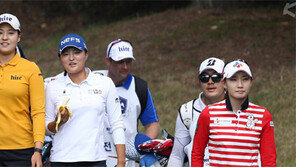 주춤하던 전인지, 후반 버디 4개