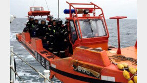 [단독] 불법조업 中어선, 해경 고속단정 들이받아 침몰 시켜