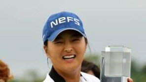 고진영, 박성현 독주 체제에 제동…KLPGA 시즌 3승
