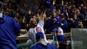 우드 홈런·헨드릭스 2타점…컵스 ‘투수들의 팡팡쇼’