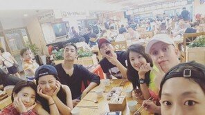 ‘진짜사나이’ 이시영, 군대 밖에서도 먹방? “동기들과…다같이 폭풍식사”