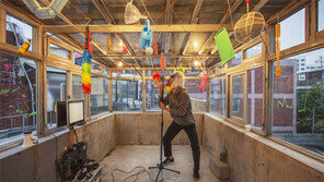 박승원 작가 “사회 속 개인의 단절된 상황 표현했어요”