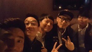 신정환, 신철 결혼식서 포착…이휘재 “오랜만에 90년대 아재들♡”