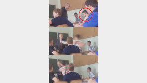 [영상]수업중 이어폰 빼라는 교사에 ‘풀스윙’ 주먹질하는 학생