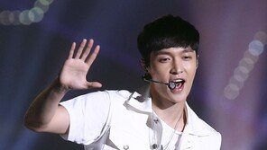 ‘수면부족 실신’ 엑소 레이, 지난 5월엔 中 예능 프로그램 촬영 중 ‘실신’…원인은?