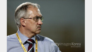 패배보다 더 아픈 ‘네탓이오’…한국축구가 흔들린다