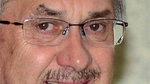 슈틸리케… 갓틸리케? 탓틸리케?