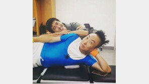 ‘무한도전’ 광희  “ㅋㅋㅋㅋ 큰형”…박명수, ‘쫄쫄이’ 에어로빅 의상 입고 ‘찰칵’  