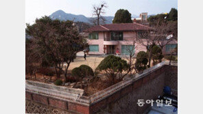 ‘부자 명당’ 故정주영 회장 가회동 주택 400억 매물로