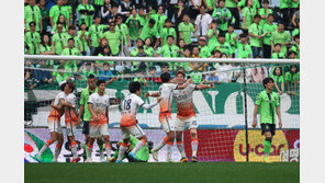 전북 최강희 감독 “부담도, 압박도 사라졌다”