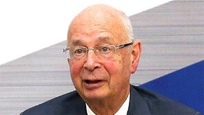 4차 산업혁명 키워드는 혁신… 작지만 빠른 물고기가 승리