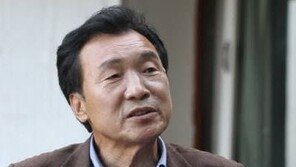 [속보]‘정계복귀’ 손학규 “강진서 다산과 상상대화 통해 만든 저서 출간”