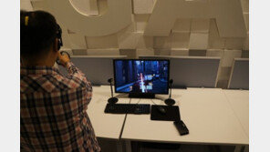 VR 게임의 비주얼이 또 진화했다. '로보리콜 체험기'