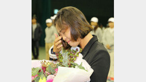 ‘여자테니스 간판’ 이예라 은퇴…은행원으로 제2의 인생