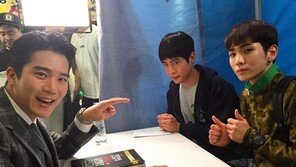 ‘혼술남녀’ 하석진, 김동명·키와 핫한 인증샷 “몰래 면담하면서 한 컷”