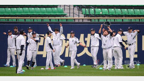 [PS리포트] 난관 뚫고 열린 두산의 첫 잠실 청백전