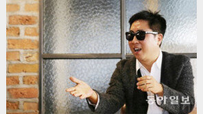 볼 수 없는 자와 볼 수만 있는 자는 그렇게 친구가 되었다