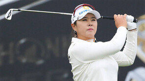 조윤지-이지현 혼마골프 1R 공동선두