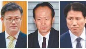 후임자 없이 참모 경질 처음… 위기 몰린 靑 ‘다급한 쇄신’