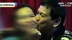 욕설 서슴지 않는 두테르테… 계산된 외교? 인격장애?