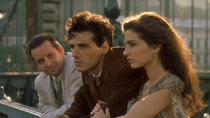 [시선, 男과 女①] ‘글루미 선데이’, 멜로 장막 속 인간의 이야기