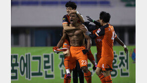 강원, 챌린지 PO 진출 “부천 나와”