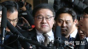 안종범 앞세워 전횡… 공무원 아닌 최순실에 직권남용 혐의 적용