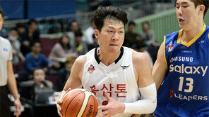 KGC 이정현 “득점왕 욕심… ‘욱’하는 것부터 고쳐야겠죠”