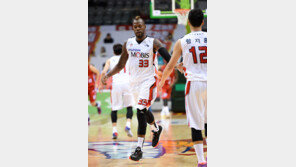 모비스 일시 대체선수 블레이클리, 유재학 감독에게 합격점