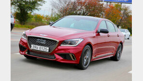 370마력 가속력 굿…인테리어 독창성은 글쎄