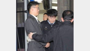 검찰 “정호성 휴대전화서 朴대통령, 최순실과 통화 녹음 파일 발견해 분석 중”