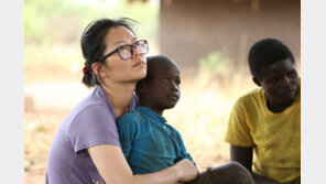 개봉 앞둔 두 편의 다큐멘터리 영화, ‘기도보다 돌보라’ 조건 없는 사랑 실천한 종교인들