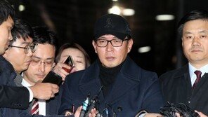 조국 “차은택, 무슨 죄로 기소되는지 지켜볼 것…朴대통령, ‘공범’ 기소되면 2선퇴진 선언해야”