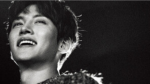 그가  내게 사랑한다,고 말했다~ 지창욱의 야외 팬 미팅