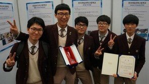 STAC2016 최우수상 탬플러 팀 "늘 함께 싸운다는 느낌을 전해주고 싶었죠."