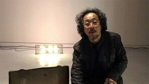 마음속에 쌓인 감정의 잔해 모아 모아서… 