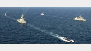 “北잠수함 꼼짝 마”… 해군 동해서 對潛훈련