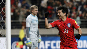 ‘지옥에서 천국으로’…슈틸리케, 62번째 생일에 활짝 웃었다